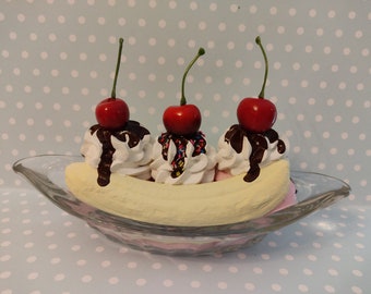 Fake Eiscreme Bananasplit Deko Tischdeko Sommer Deko Eisbecher Milchshake