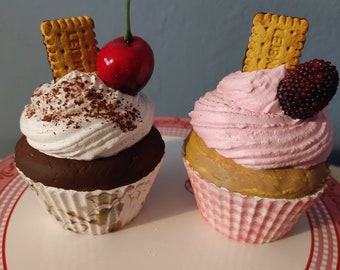 Fake Cupcake unecht künstliche Cupcakes Kirsch oderHimbeer