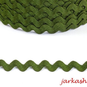 5 m zigzag ribbon fir green