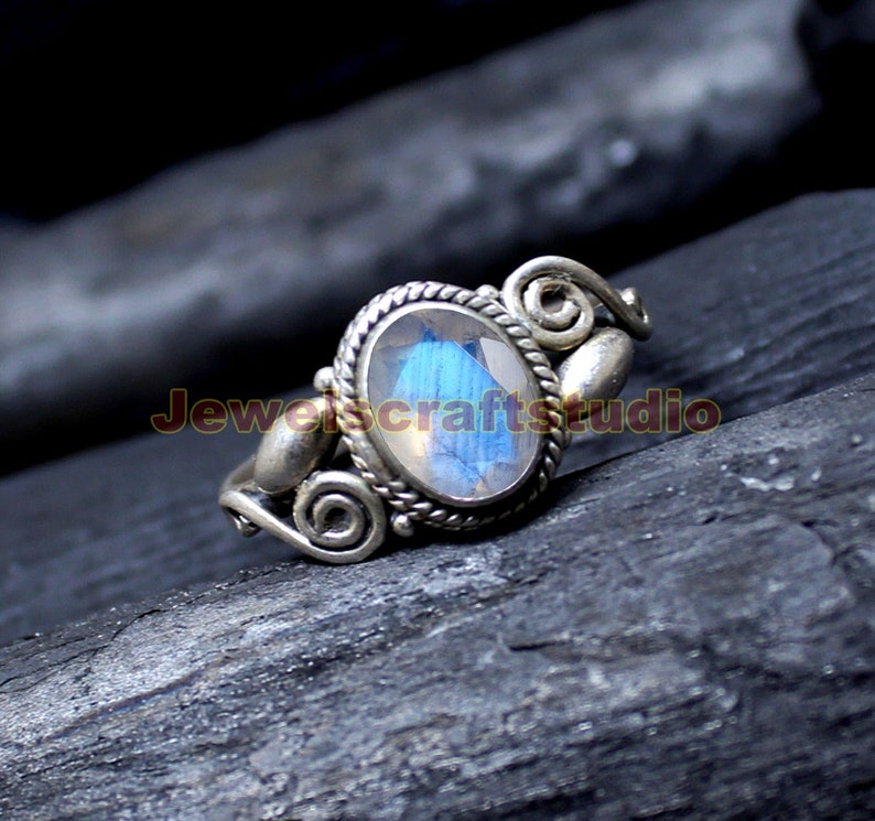 Natural Rainbow Moonstone Gemstone Solid 925 Sterling Silver Ring Jewelry New Handmade Designer Ring Oval Shape Gemstone Ring Birthday Ring