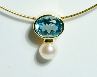 Topaz necklace with pearl and Omega chokers