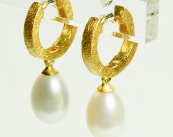 Creole gold with pearl, white drops