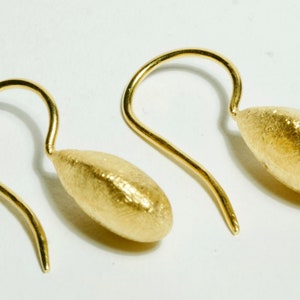 Earrings gold drops image 2