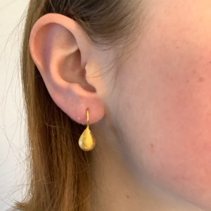 Earrings gold drops image 5