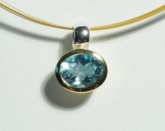 Topaz pendant gold silver oval