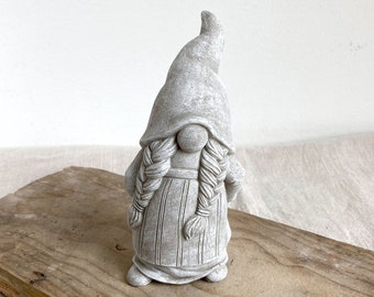 Latex rubber 3D mold for concrete plaster resin and more 3D mrs Gnome