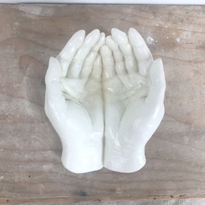 Latex rubber mold/mould for concrete plaster resin and more 3D Hands