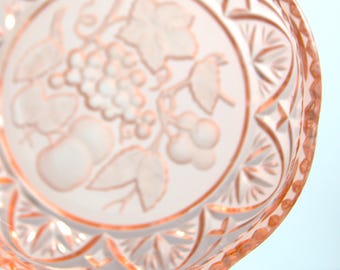 Dessert bowl Rosalin glass etched fruit motif