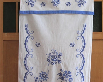 bestickter Vintage Vorhang für Küchenregal weiß-blau