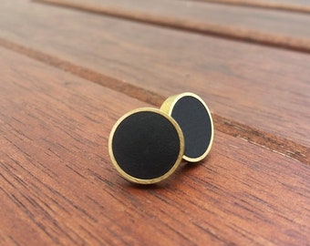 stud earring round black brass gold