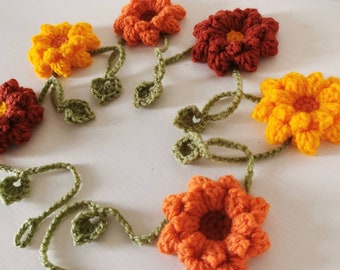 Hand crochet autumn flowers bunting, Garland home decoration, Autumn shades wall decoration, Nursery decoration, Party / Wedding decorations