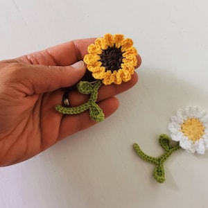 Handmade Crochet Cotton Sunflower Daisy Applique, Scrapbooking Embellishment