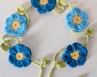 Hand crochet blue flowers bunting, Garland home decoration, Forget-me-nots wall decoration, Nursery decoration, Party / Wedding decorations