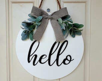 Hello Wood Round Door Hanger: Farmhouse Welcome Sign
