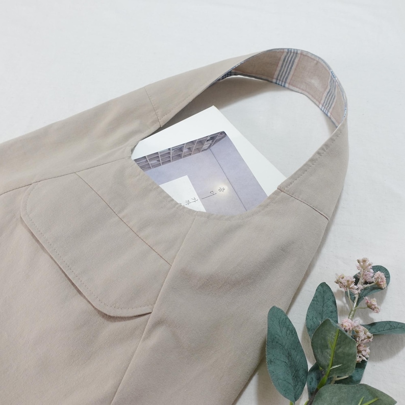 Triangle Hobo Bag Pattern | Shoulder Bag Sewing Pattern | Double Sided Hobo Bag Sewing Pattern | Beginner Sewing | Instant Download Pattern image 11