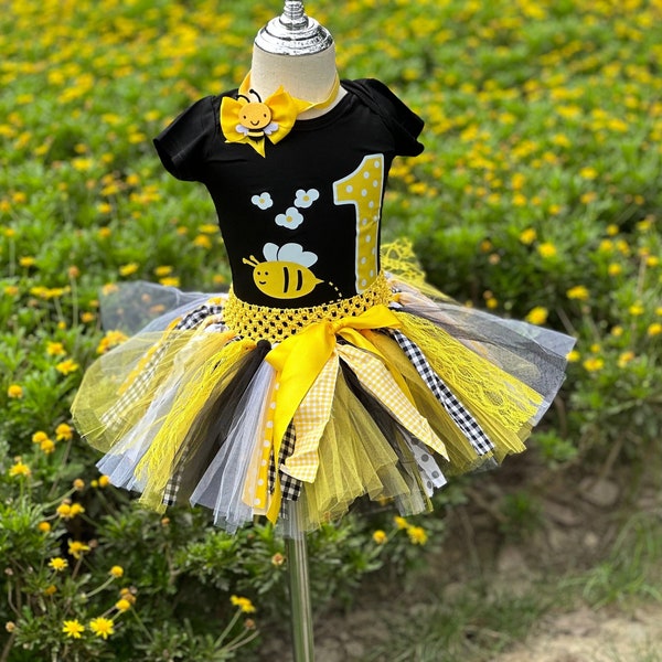 Baby Girls Bumble Bee Birthday girl Outfit, bee birthday Outfit, bumble bee birthday dress Outfit, bee leotard, bee birthday smash cake