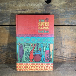 The Spice Islands Cook Book - 1961 First Edition - Vintage Cookbook - FREE SHIPPING
