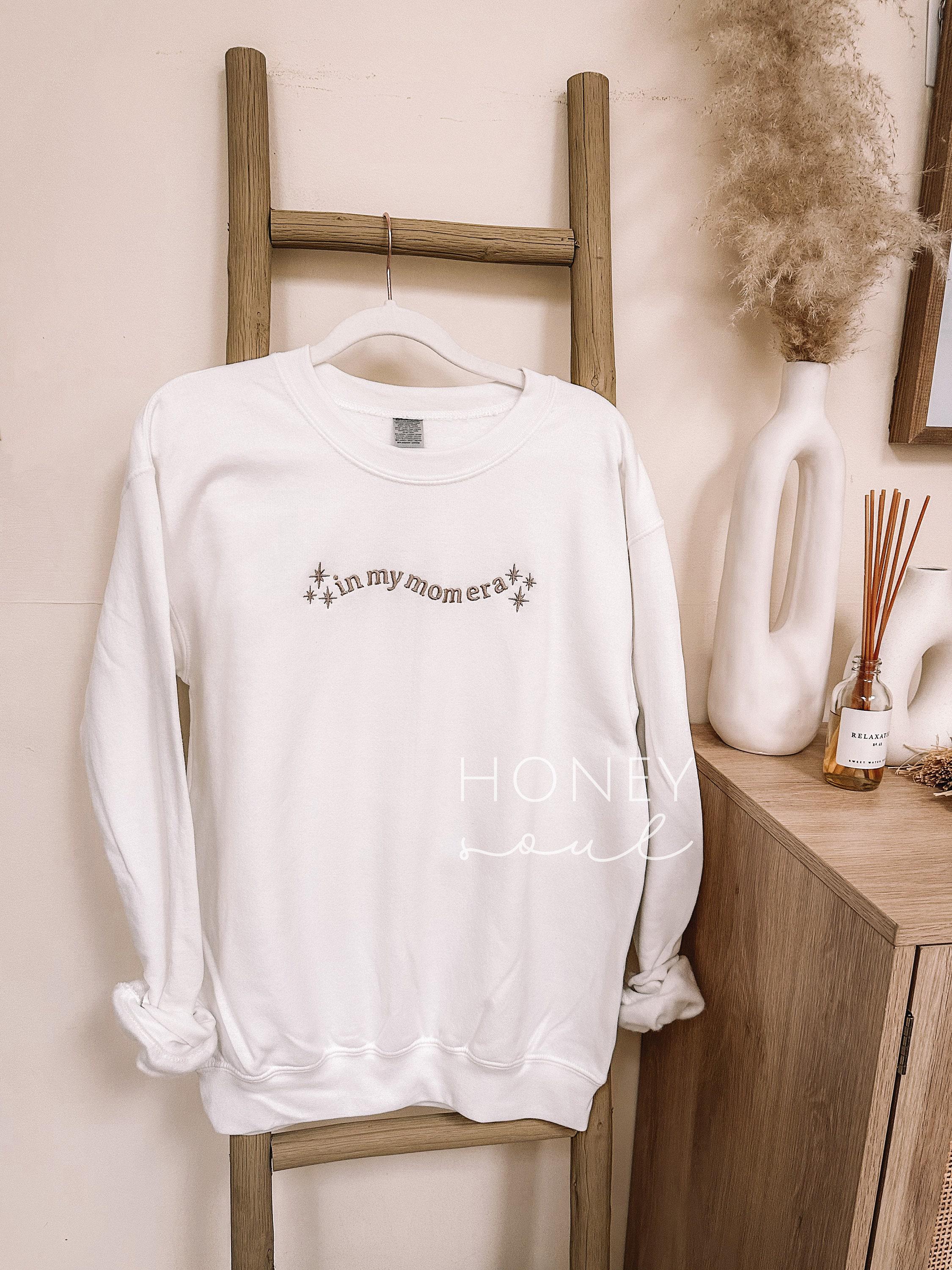 Embroidered In My Mom Era Crewneck || Minimal Crewneck || Mom Sweatshirt || Trendy Mom Apparel || Mother&#39;s Day || Embroidered Pullover