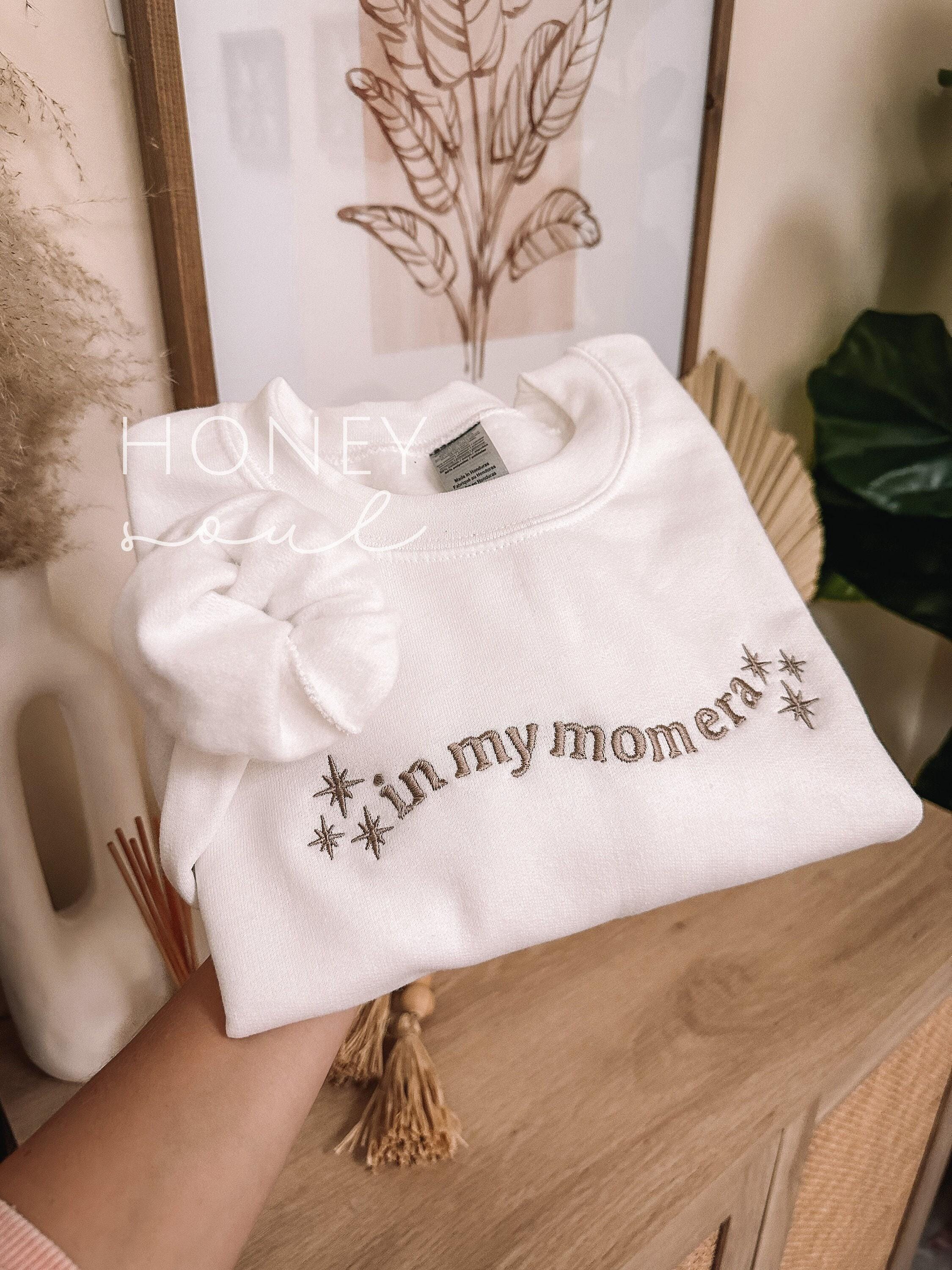 Embroidered In My Mom Era Crewneck || Minimal Crewneck || Mom Sweatshirt || Trendy Mom Apparel || Mother&#39;s Day || Embroidered Pullover
