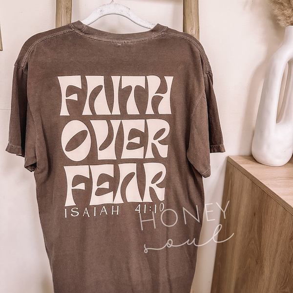 Glaube über Angst Grafik-T-Shirt | Transfer-Siebdruck-Grafik-T-Shirt | Christliche Kleidung | Christliches T-Shirt | Grafisches christliches T-Shirt