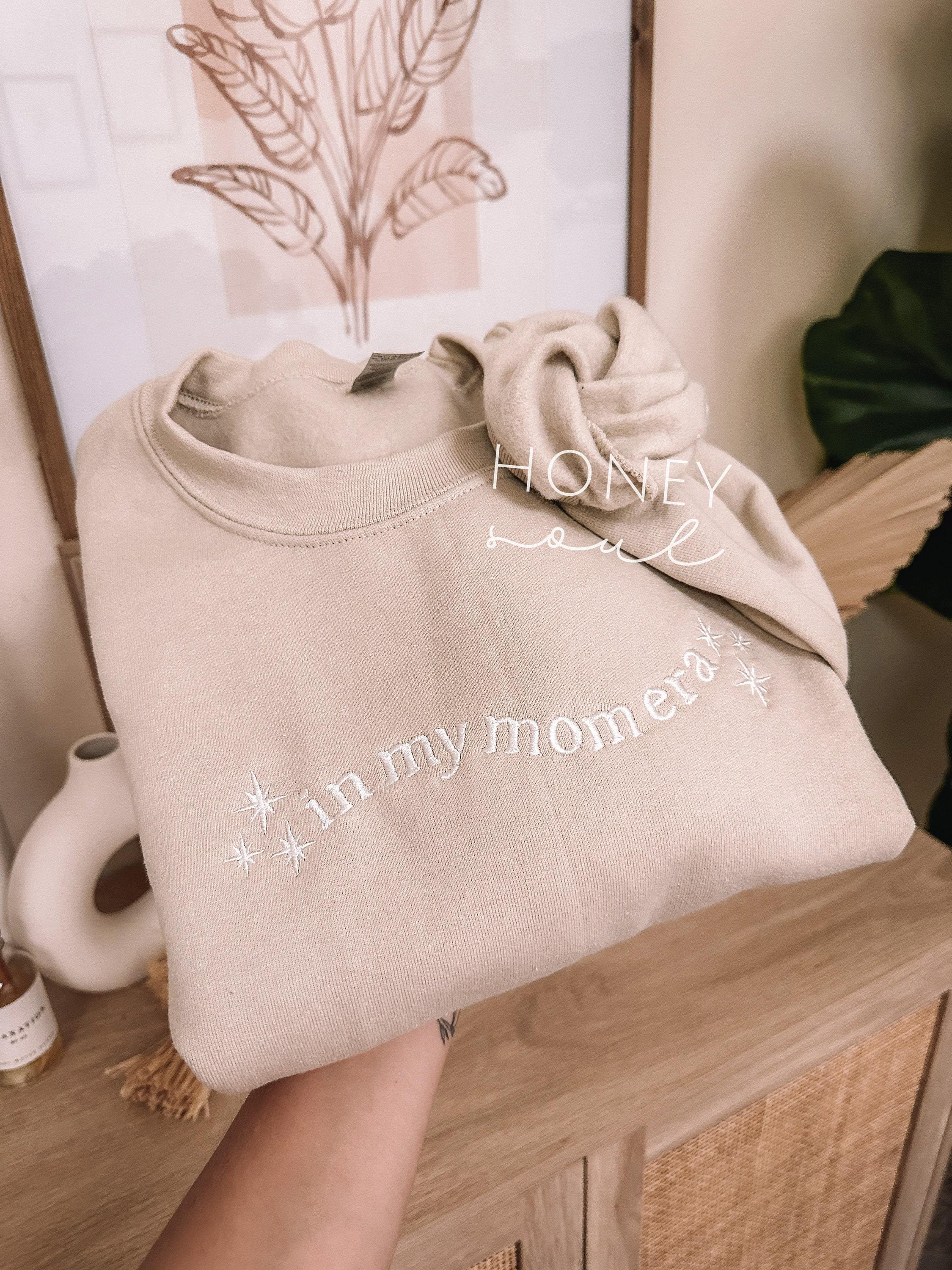 Embroidered In My Mom Era Crewneck || Minimal Crewneck || Mom Sweatshirt || Trendy Mom Apparel || Mother&#39;s Day || Embroidered Pullover