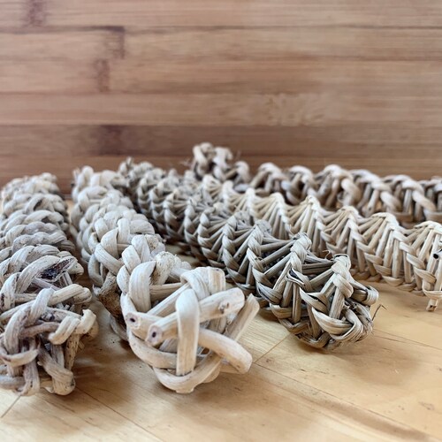 Vine Twirls Chew Toy | 2 PACK | Healthy Toy for Bunny Rabbits, Guinea Pigs, Chinchilla, Hamster, Gerbil and Other Small Pets