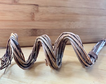Curly Q Stick | Safe Healthy Willow Chew Toy for Bunny Rabbits, Guinea Pigs, Chinchillas, Gerbils, Hamsters, Small Pets