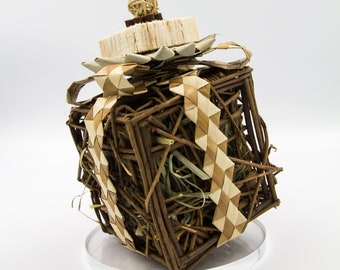 All Natural Hay Present Box | Healthy Chew Toy for Bunny Rabbit, Guinea Pigs, Chinchilla Chew Toy | Handmade | The Well Kept Rabbit