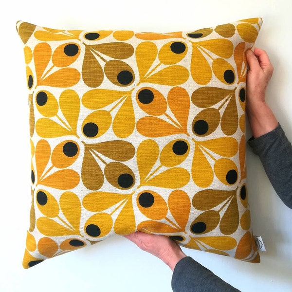 Acorn  - Stem - Ochre - Retro -  Design - Slub Cotton - Cushion Cover - 60x60cm - or- 50x50cm- or -30x50cm -or - 40x40cm - Pillow -Annapatat