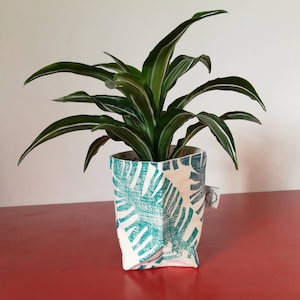 Hand Printed Teal Palm Leaf Fabric Pot: Lined Storage Container