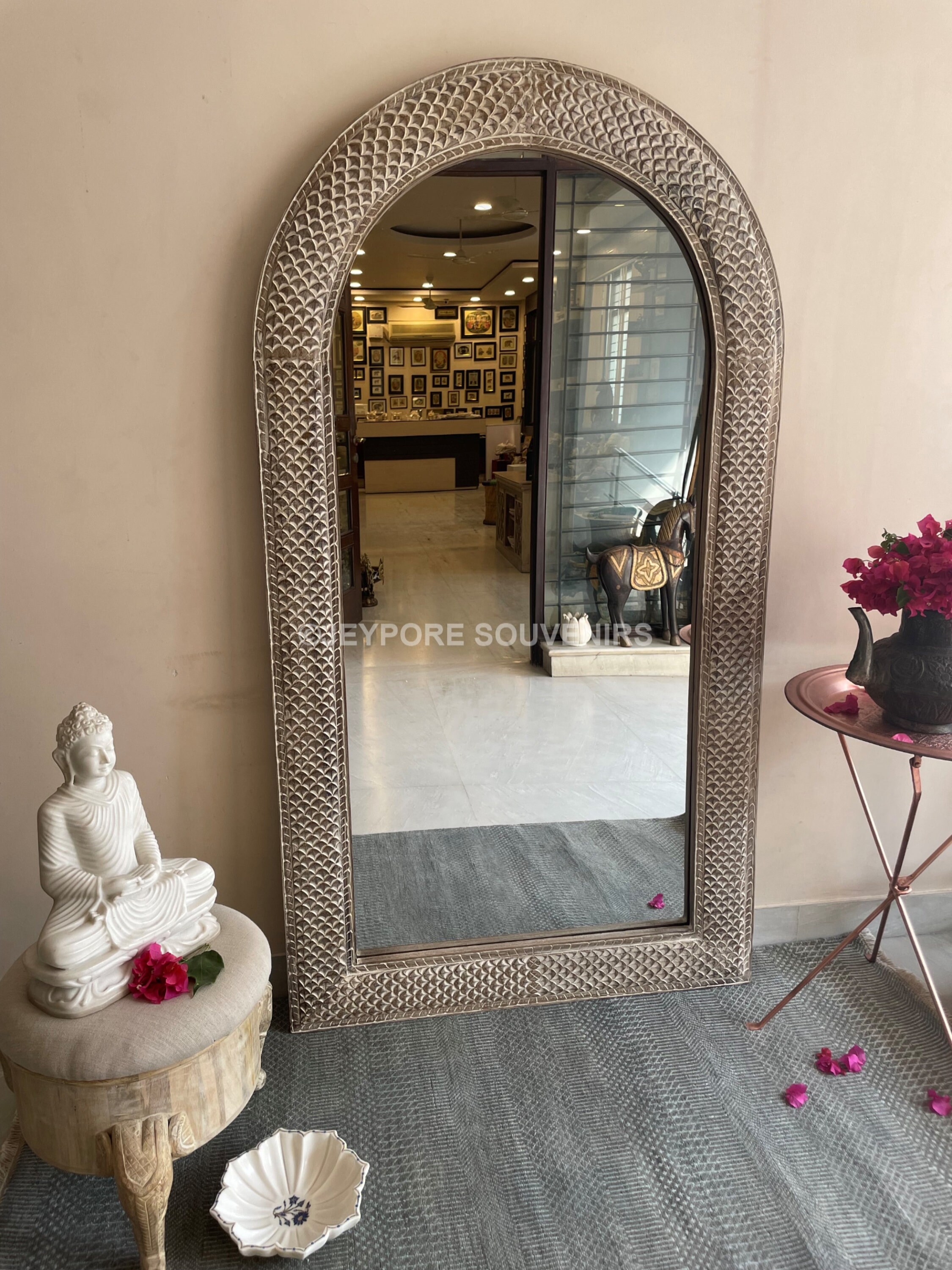 Specchio da Parete Rotondo Capiz Cornice Fatta a Mano Madreperla D61cm -  Orientique - Asianliving