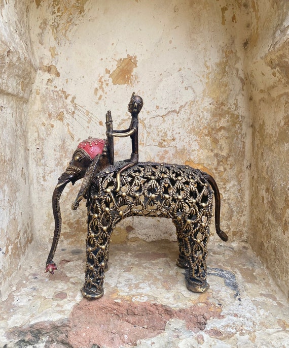 Antiker Stil Messing Elefant, Vintage antike Figur, Messingfigur, Messingartikel, indischer Elefant, Tischdekoration, Art Deco, indische Kunst
