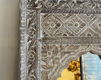 インドの手彫り木製壁掛けミラー、Jharokhaミラー、壁装飾