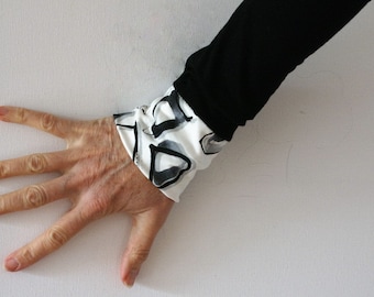 Reversible arm warmers black&white 3*, cuffs, arm warmers