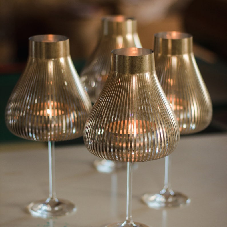 MISS MOLLY Antik Gold Lampenschirme für Weingläser, Hochzeit Tischdeko, originelles Geschenk für Weintrinker, Jubiläum Deko Bild 2