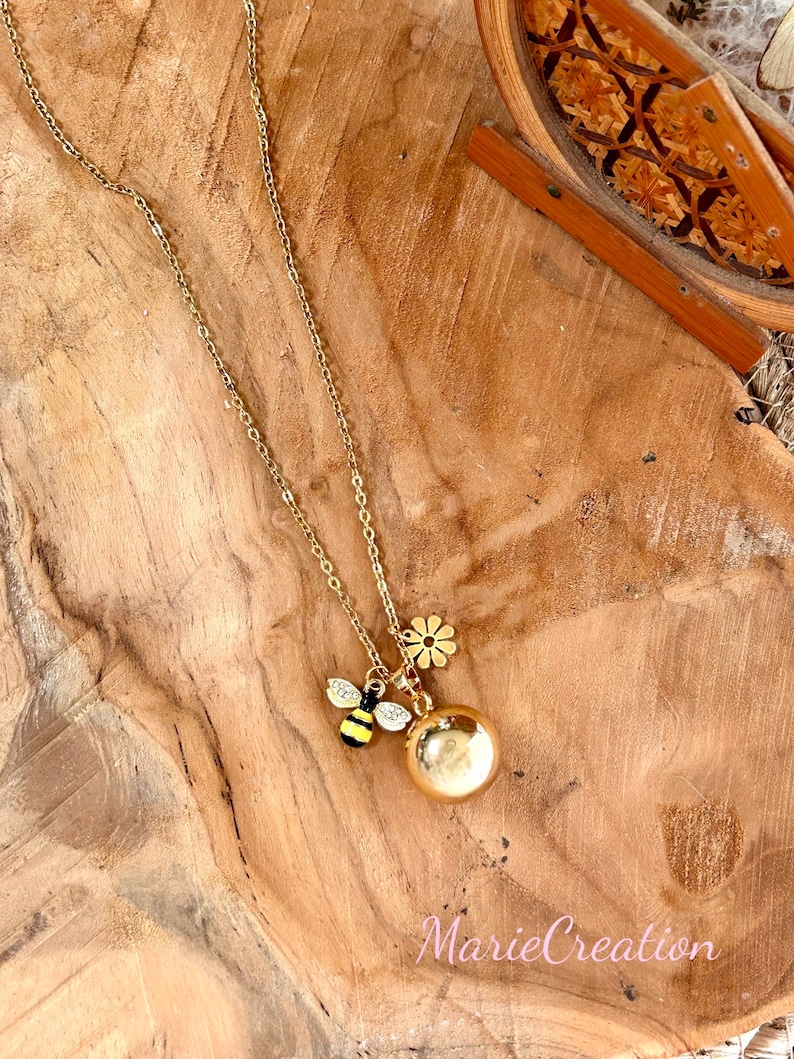 Magnifique et délicat bola de grossesse collier de maternité pour joli cadeau cage dorée grelot intégré non visible Breloque Abeille image 4