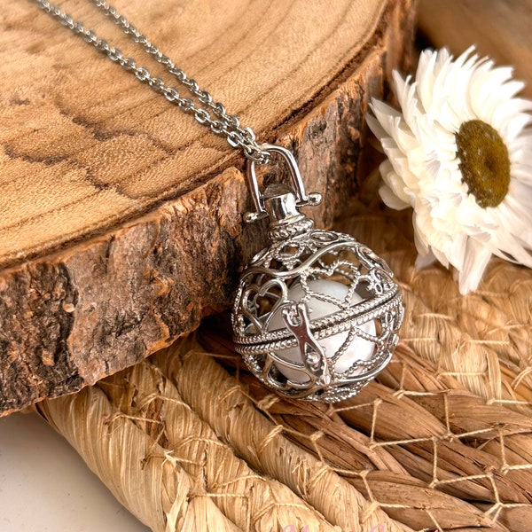 Bola de grossesse- Cage avec ses cœurs - collier de maternité pour joli cadeau - Bola sonore grelot blanc - Bolas argent