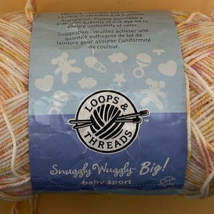 ループス＆スレッド スナグリーワグリー 10.5オンス ペチュニアドット 3ウェイト アクリル 1玉