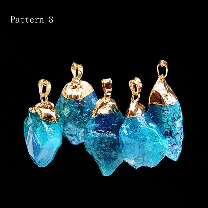 Natural Cystal Raw Rough Fluorite Quartz Stones Irregular Shape Stone Gold Plating Pendant with Hole for Necklace Craft Project Making