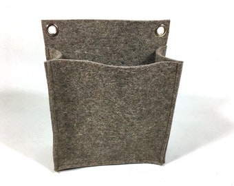 Felt wall pocket, wall utensil in natural grey