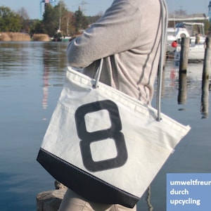 Segeltuchstrandtasche, kleine Beachtasche mit 8 in schwarz und Persenningboden