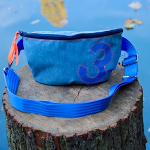 Bum bag, hip bag, belt bag made of waterproof lightweight Airtex fabric