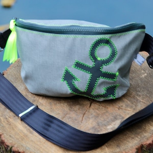 Bum bag, hip bag, belt bag made of waterproof lightweight Airtex fabric