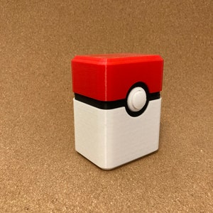 Deck Box - Pokeball