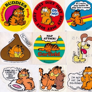 Autocollants Garfield vintage des années 80 des années 90 des années 2000 par Jim Davis, ronds, découpés, Odie, rayures au chocolat et baiser reniflé, Pooky, régime, sieste