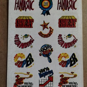 Feuille d'autocollants vintage des années 1980, Dennison Seals : phrases de récompense, ambiance des années 70, rare, décoloration par l'âge