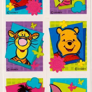 Feuille d'autocollants 1/2 feuille poinçon Winnie l'ourson vintage des années 1990, lumineux et joyeux