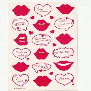 Feuille d'autocollants vintage des années 1980, assortiment de lèvres et de coeurs, embrasse tout le monde ? Waouh ! Psst Je t'aime, belles paroles, les lèvres sont scellées