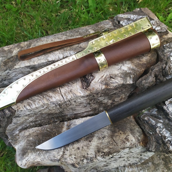 Viking knife with decorative sheath