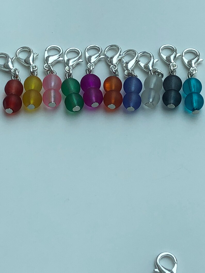progress marker Zip charm Frosted glass stitch marker Twin glass bead stitch marker Bag charm.